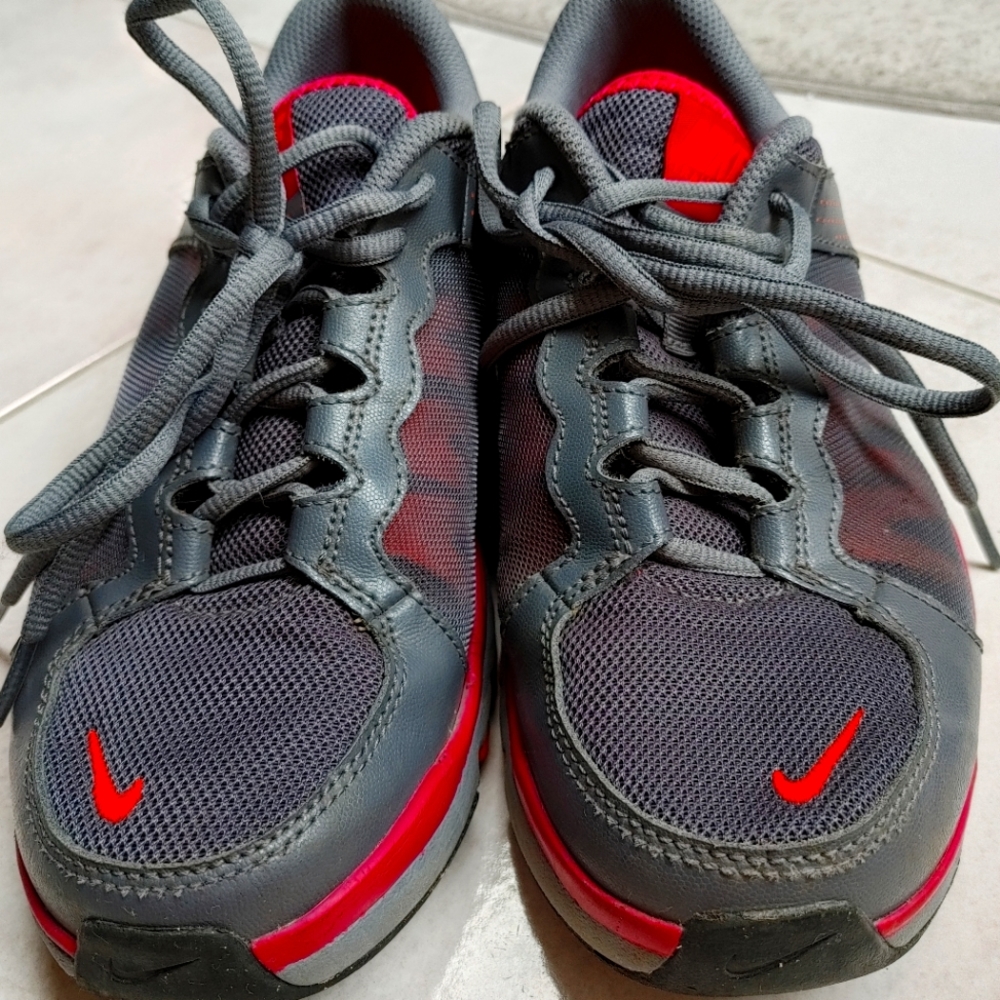 Nike Flex TR2 Women's Shoes Grey/Pink size 8